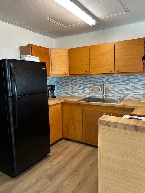 Photo - 633 N Commercial St