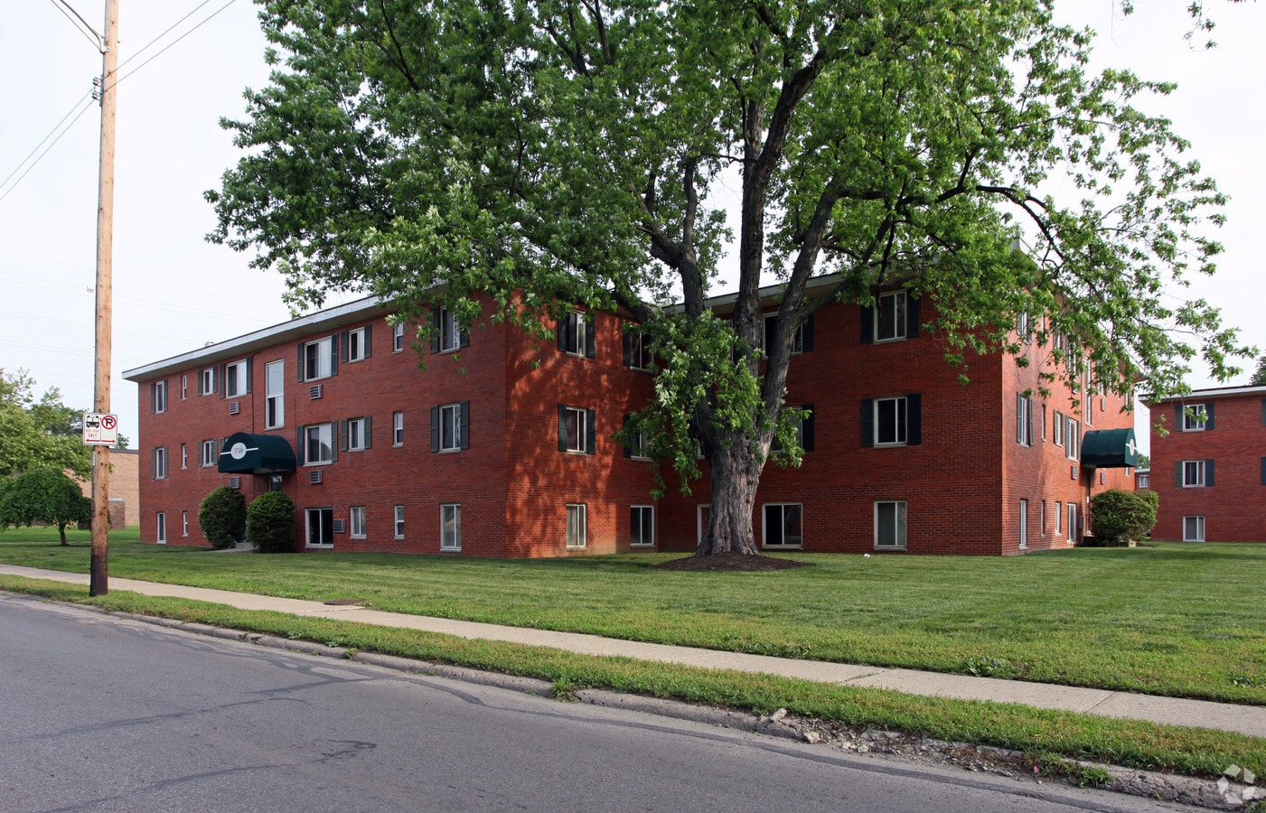 Photo - Wedgewood Village Apartments