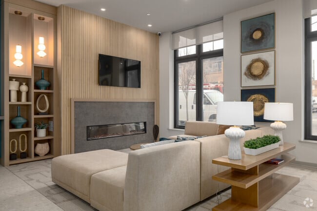 First Floor Lounge - Centurion Union Center