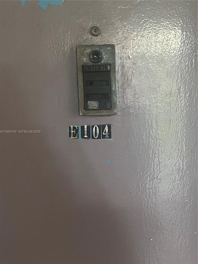 Building Photo - 2800 NW 56th Ave Unit E104