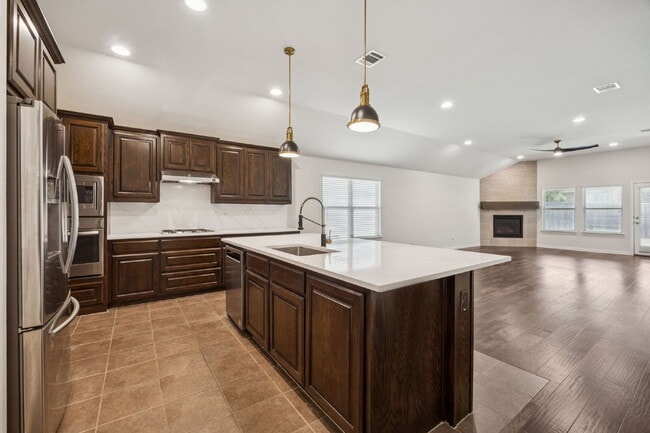 Photo - Charming 3-Bed Retreat on Houston Drive – Spacious 2013 Sq Ft in Melissa, TX!