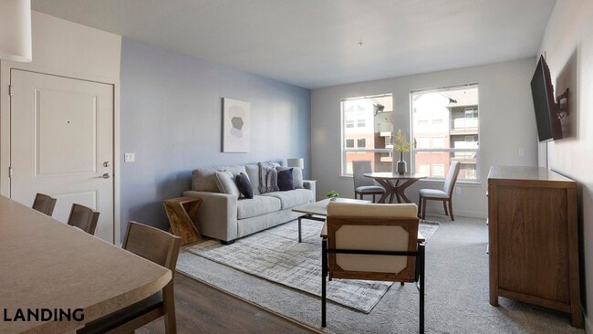 Photo - 17500 25th Ave NE Unidad LL201