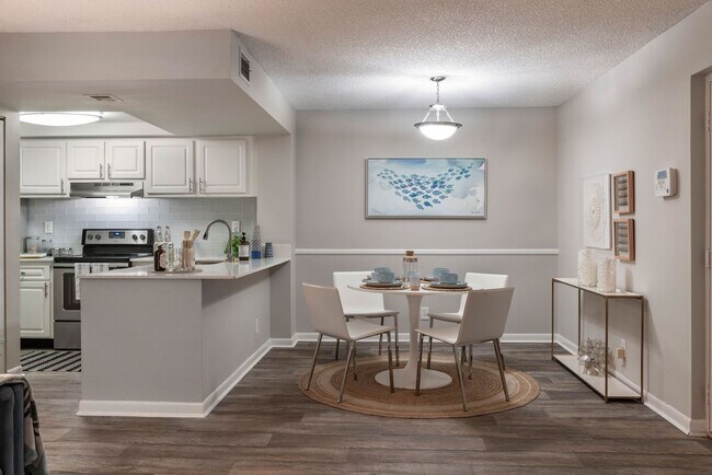 Ashley Lake Park Apartments