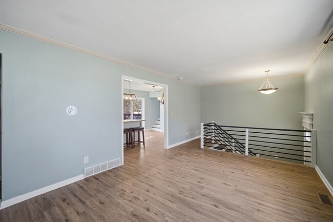 Photo - 4611 W Shore Dr