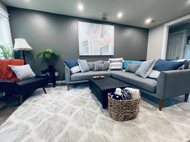 Photo - 5102 Willow Ln NW Unidad 1