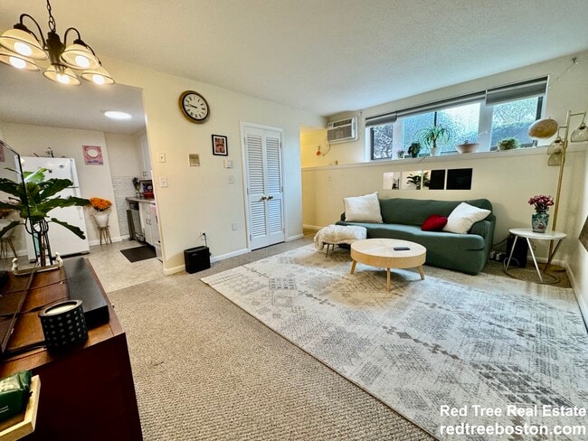 Photo - 172 River St Unidad A1