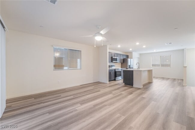 Photo - 6858 Truffle Gray St