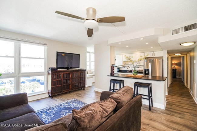 Photo - 4700 Ocean Beach Blvd Unit 420