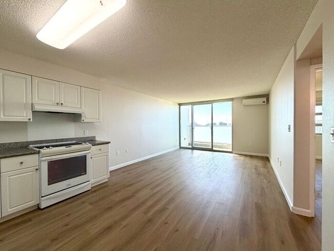 Photo - 801 South St Unit 4514