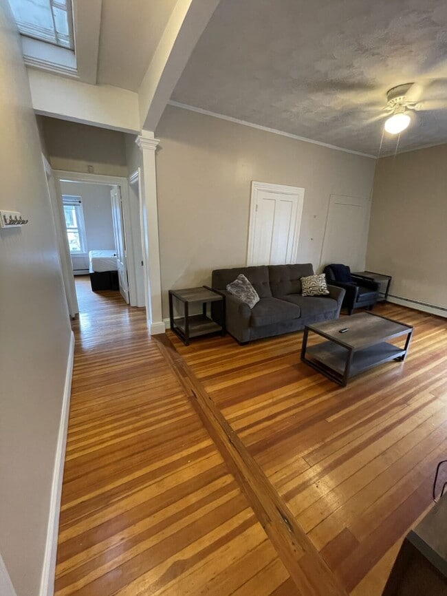 339-343 Thayer St