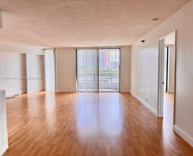 Photo - 3300 NE 191st St Unit 616