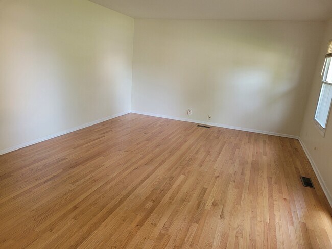 3 McCabe Dr