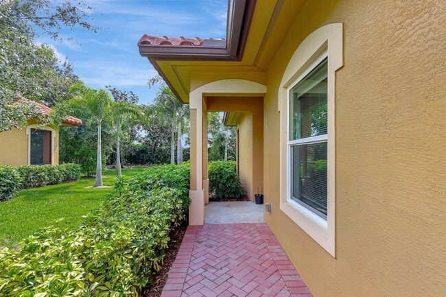 Photo - 2850 65th Dr
