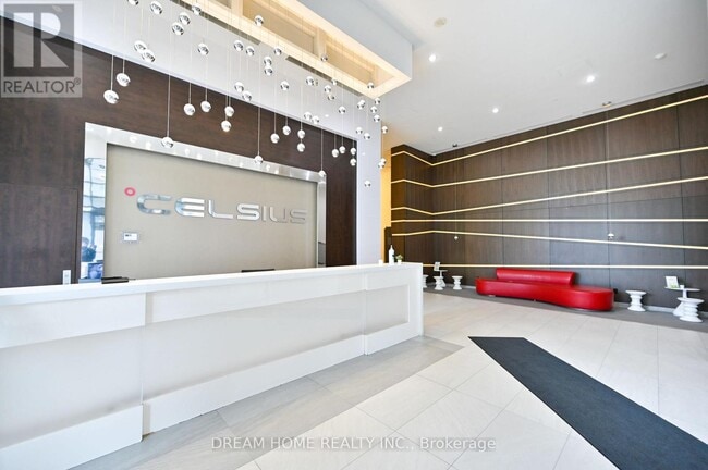 Photo - 68 Canterbury Pl Unit 1702