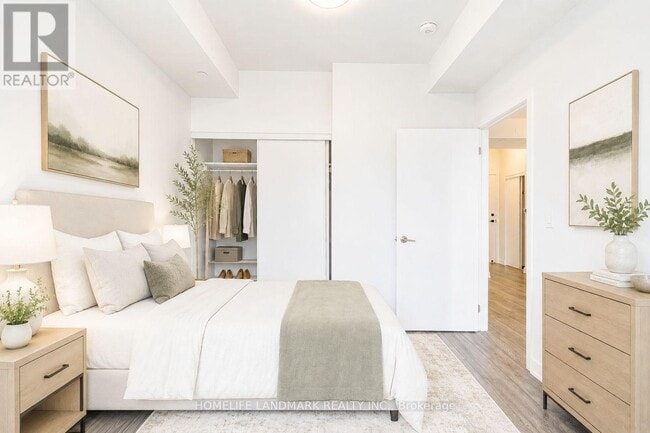 Photo - 8888 Yonge St Unit 427