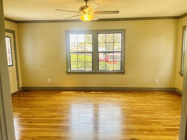 Photo - 2202 24th St