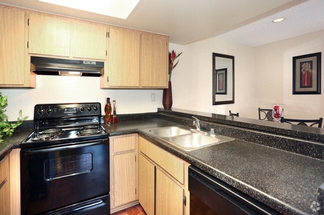 Photo - Parkside Apartments