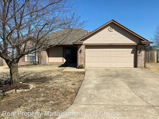 3 br, 2 bath House - 6005 Sandy Parker Court - 3 br, 2 bath House - 6005 Sandy Parker Court