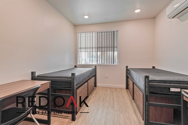 ~2 Months FREE~ Charming, Spacious Three-B... - ~2 Months FREE~ Charming, Spacious Three-B... Unidad 116 Rental