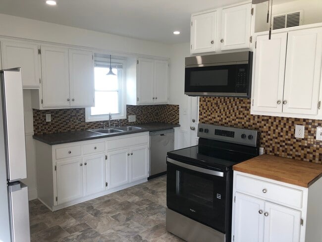 Photo - 3231 S Palisade Ave