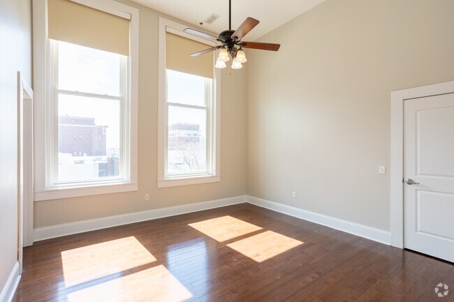 2BR, 1BA - 990SF - Primary Bedroom - The Renwick Building