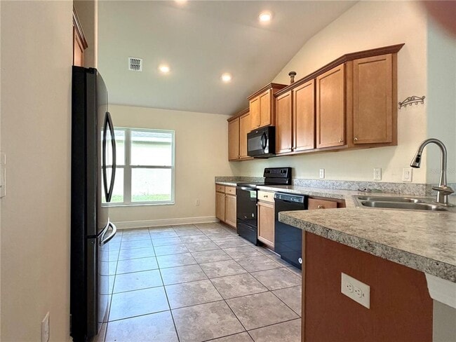 Photo - 1816 Galloway Terrace