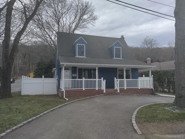 Building Photo - 15 Ketcham Pl