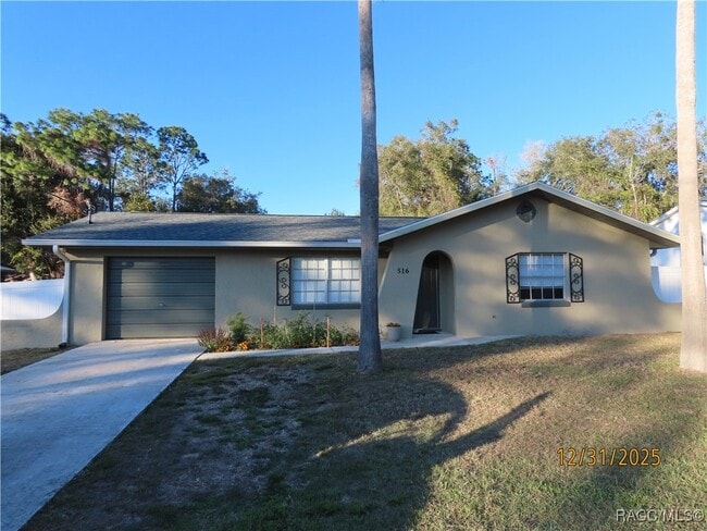 Building Photo - 516 Spruce St