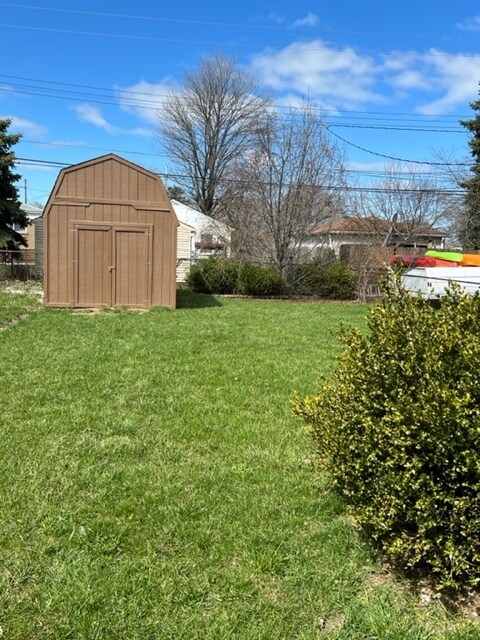 Photo - 27107 Seyburn Ave