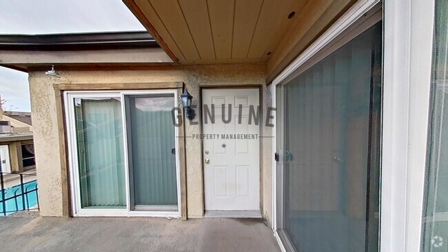 Building Photo - 1 Bedroom  Upstairs Unit in Fullerton - Ne... Rental