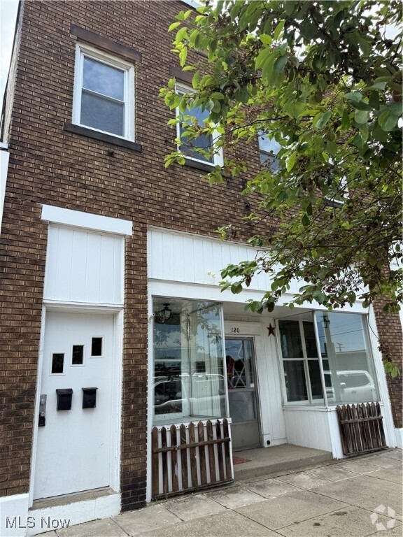 Building Photo - 120 N 15th St Rental