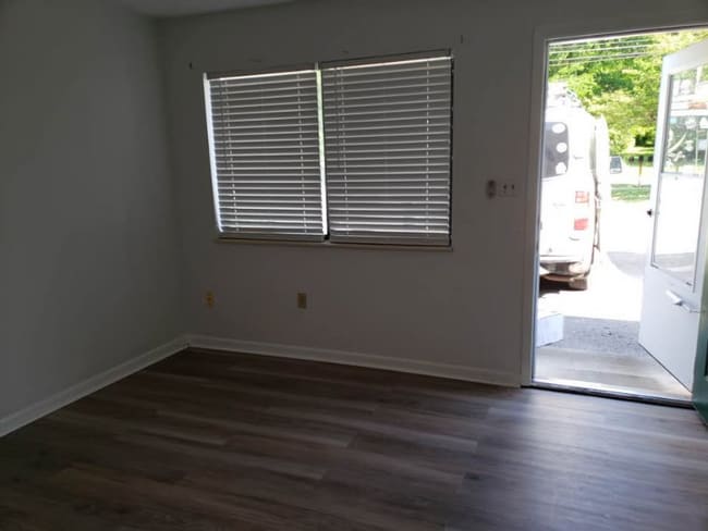 Photo - 280 W Main St Unit 3