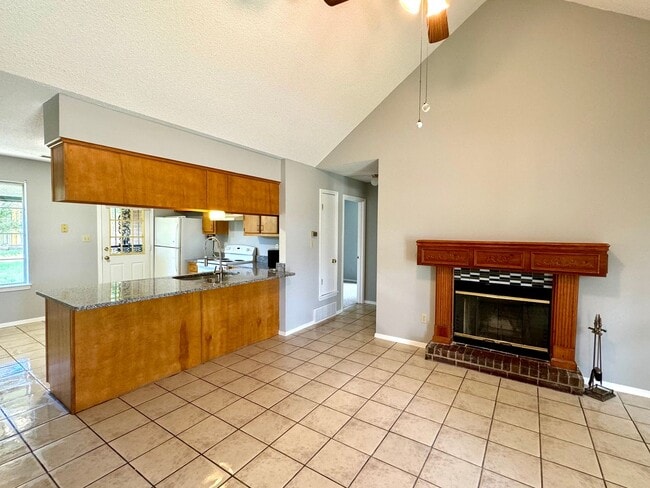 Photo - 10233 Curtis Dr