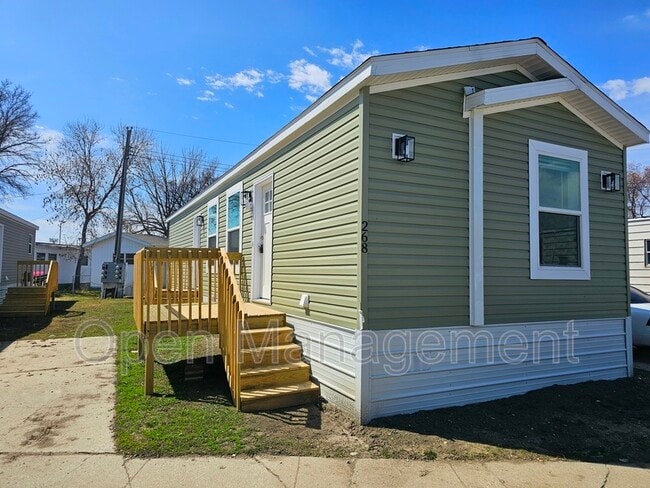 Photo - 700 S 12th St