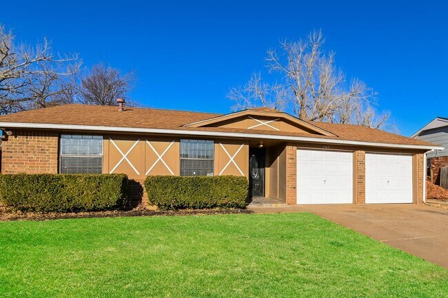 Photo - 1105 S Avery Dr