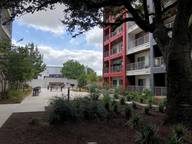Building Photo - 4361 S Congress Ave Rental