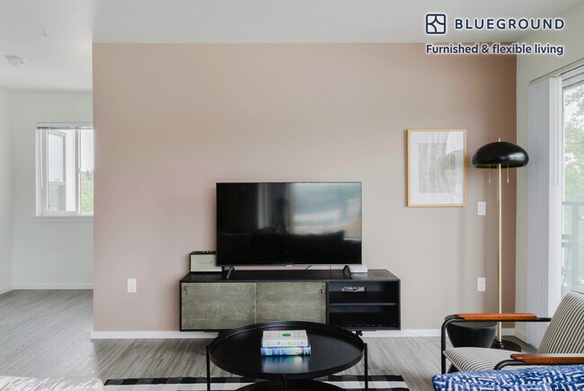 Photo - 4609 Union Bay Pl NE Unit FL4-ID736