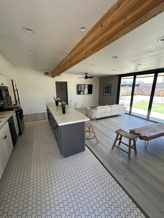 Photo - 2210 Santa Clara Dr