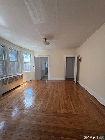 786 Elm St