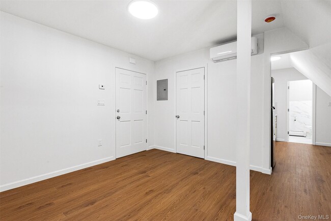 Photo - 100-05 69th Ave Unit 3rd Floor