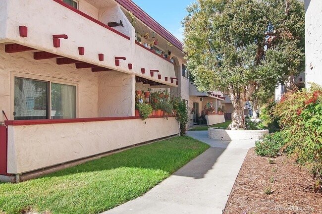 Unit Exterior - 8609 Lake Murray Blvd Unit 10