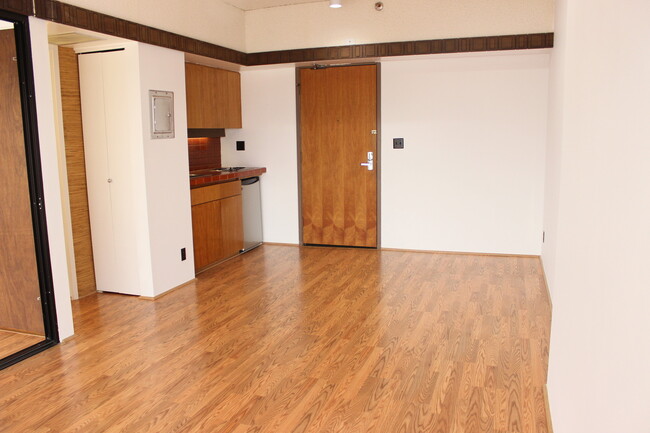 Century Square - Office Suite in Downtown ... - Century Square - Office Suite in Downtown ... Unidad 2609 Rental