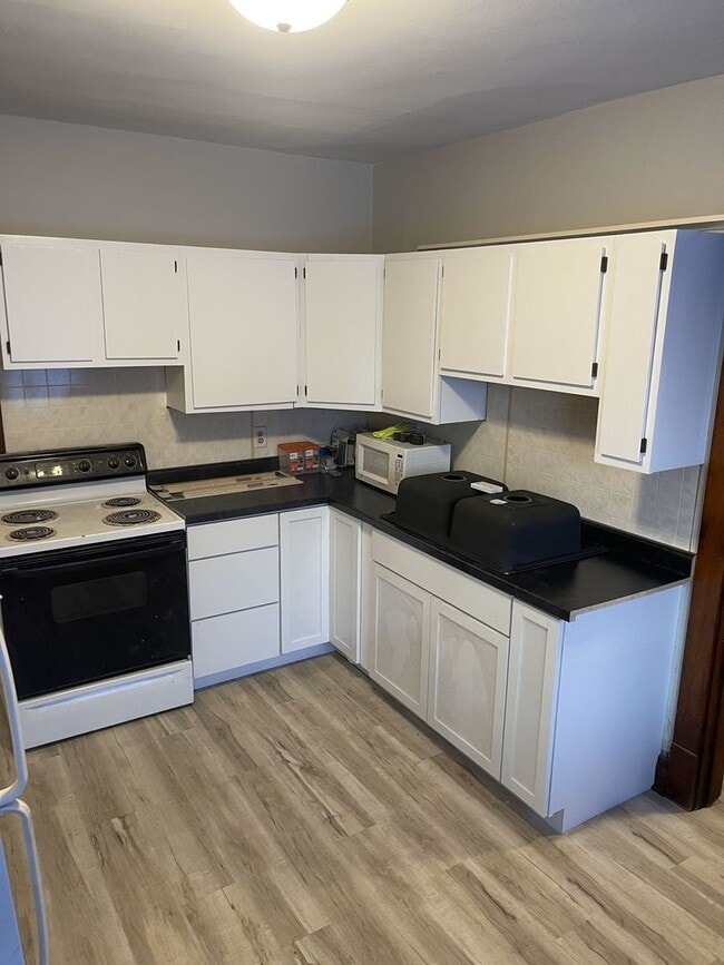 Photo - 50656 Main St Unidad #1