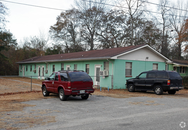 Building Photo - The Lodge At Twitty Rental