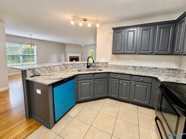 Photo - 115 Bremerton Dr SW