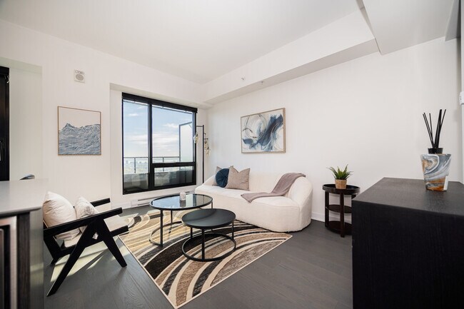 Photo - 1316 Rue Saint-Antoine O Unit SI ID1326060P