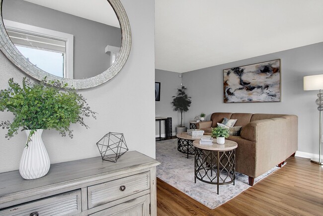 Photo - Verona at Silver Hill