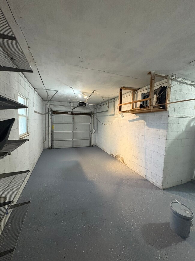 Photo - 1230 E 54th St