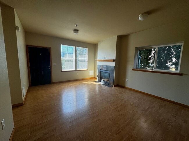 Photo - ASH224 Unit 101