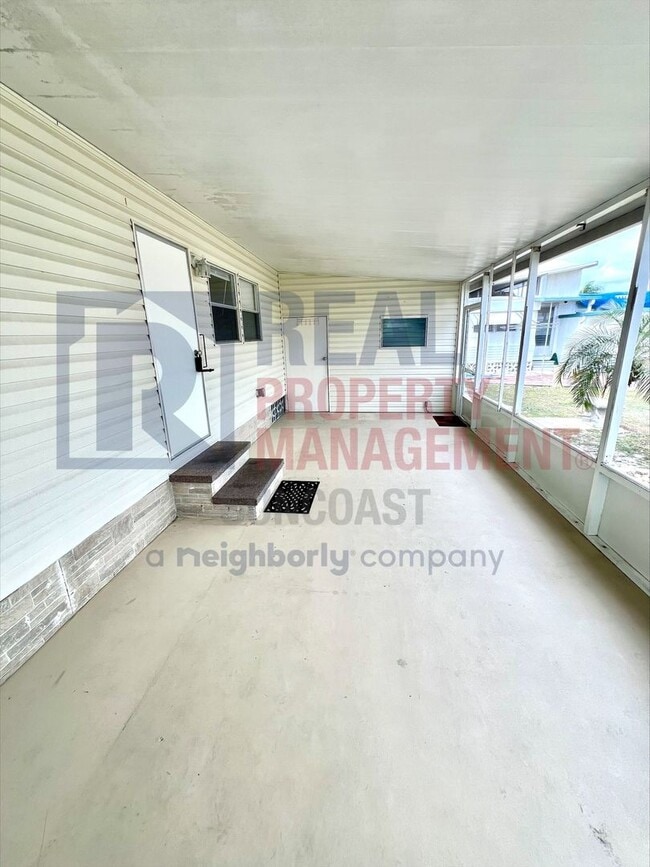 Photo - 1753 Midlothian St